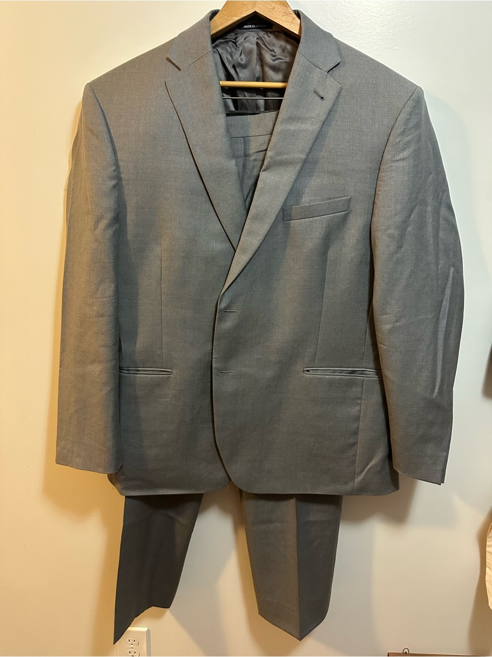 Jos. A. Bank Men's Gray Two-Piece Suit